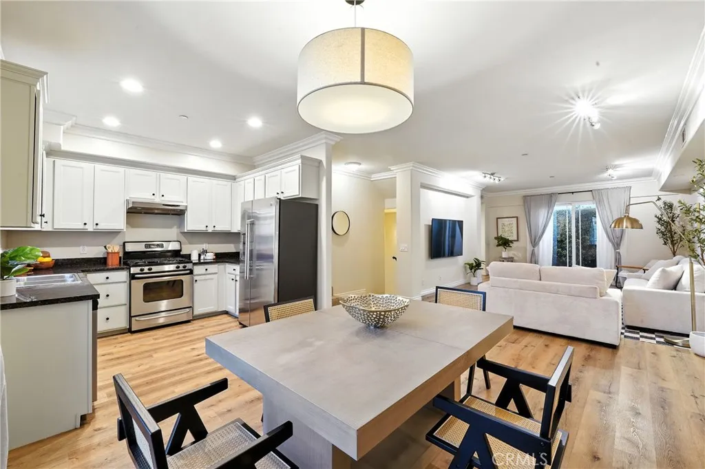 5805 Monterey Rd, Los Angeles, California 90042 home-pic-8